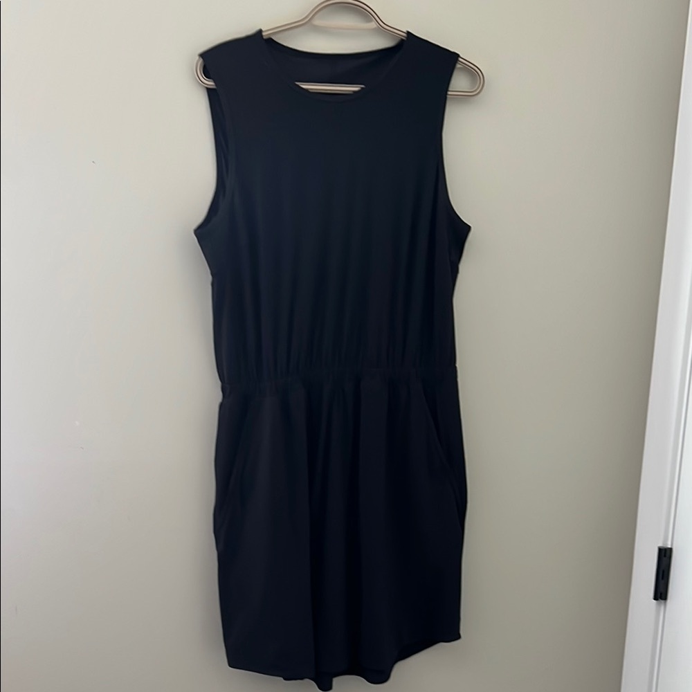 Lululemon Black Sleeveless Athletic Dress Womens Size 10